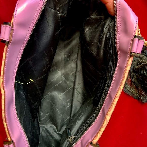 SALVATORE FERRAGAMO LAVENDER GANCINI SHOULDER BAG/PURSE - Picture 7 of 15